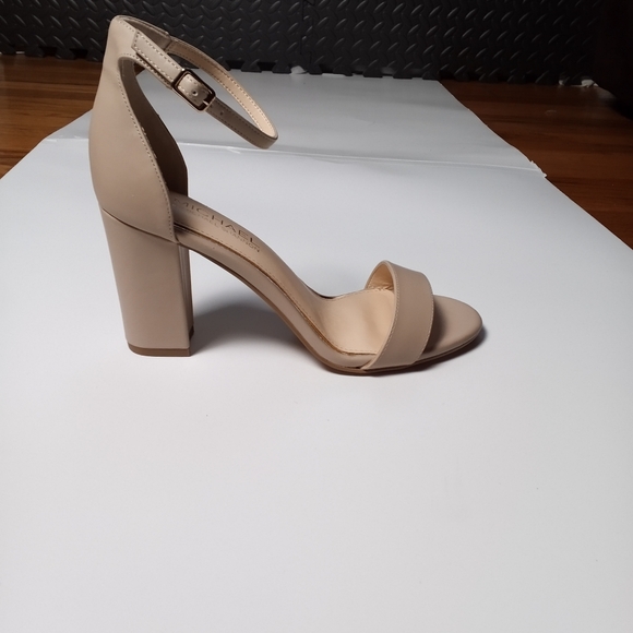 Michael Shannon Ankle Strap Sandal - Picture 3 of 7